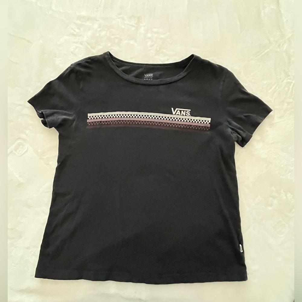 Vans women tee in black size medium
